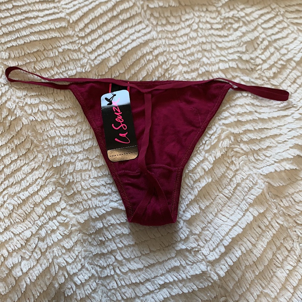 G string NWT - Picture 2 of 2
